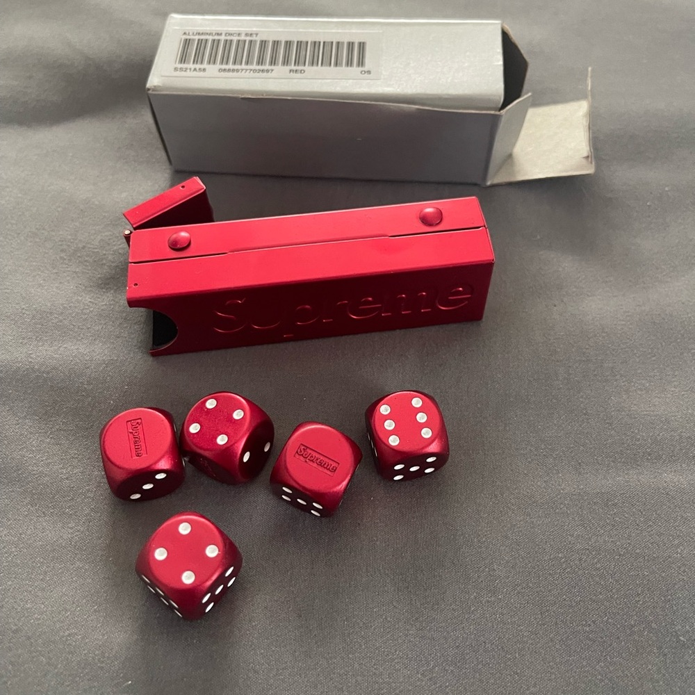 Supreme Aluminum Dice Set - Red - SS21